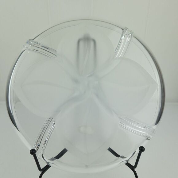 Cristal D’Arques JD Durand Florence Frosted Petal 4 Section Crystal Serving Dish - Picture 7 of 9